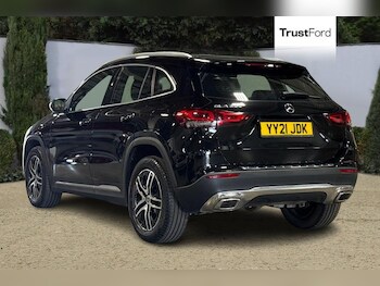 Used Mercedes-Benz GLA 2021 for sale - 77819601: Photo