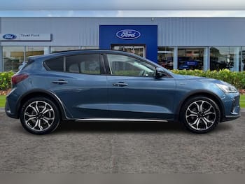 Used Ford Focus 2023 for sale - 79617437: Photo