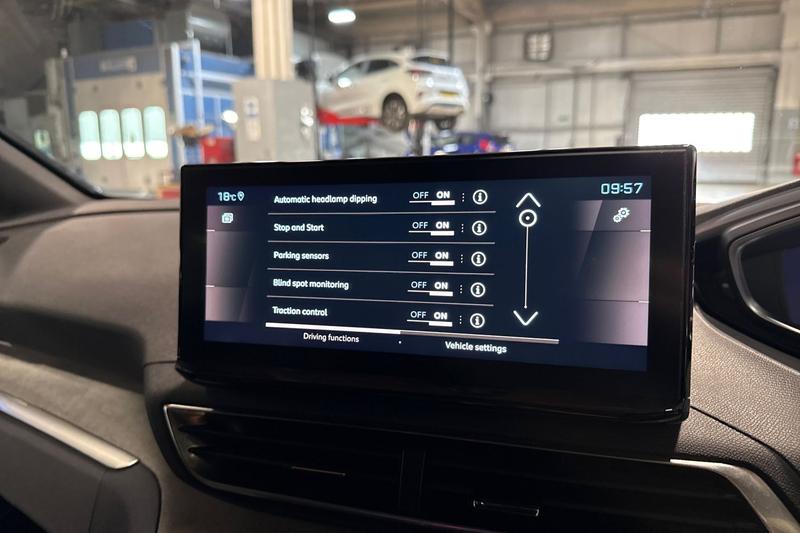 Used Peugeot 5008 2023 for sale - 76389591: Photo 31