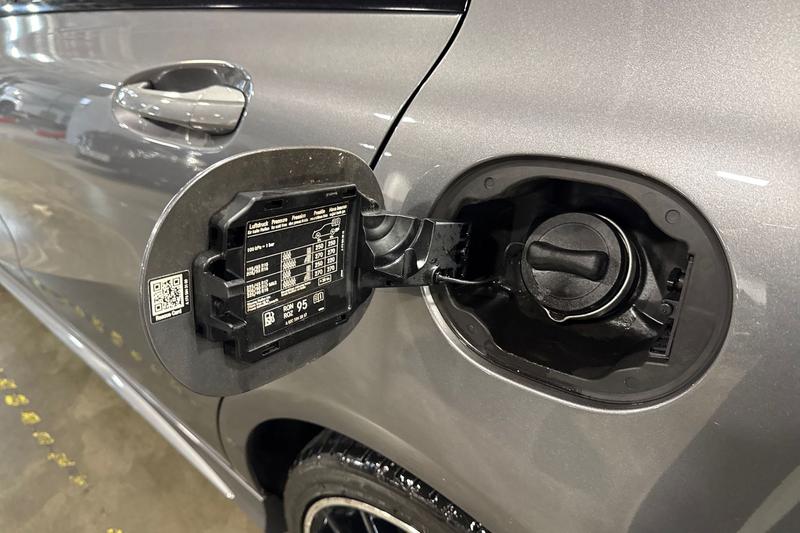 Used Mercedes-Benz A-Class 2017 for sale - 76352225: Photo 23