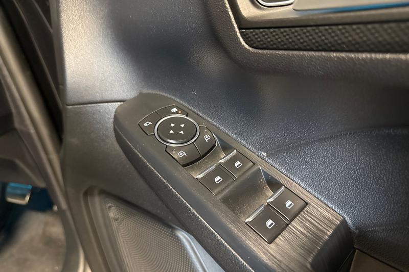 Used Ford Kuga 2022 for sale - 77935056: Photo 16