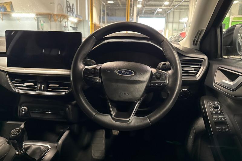 Used Ford Focus 2022 for sale - 76722789: Photo 12