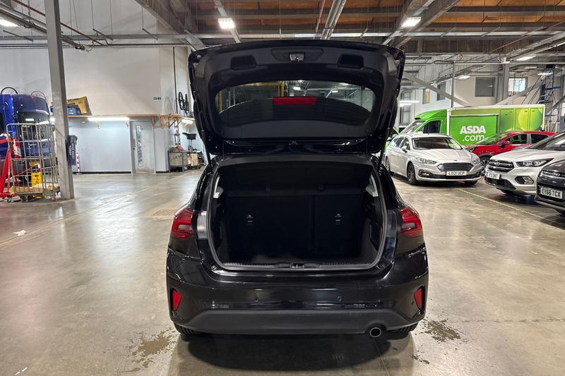 Used Ford Focus 2022 for sale - 76722789: Photo 21