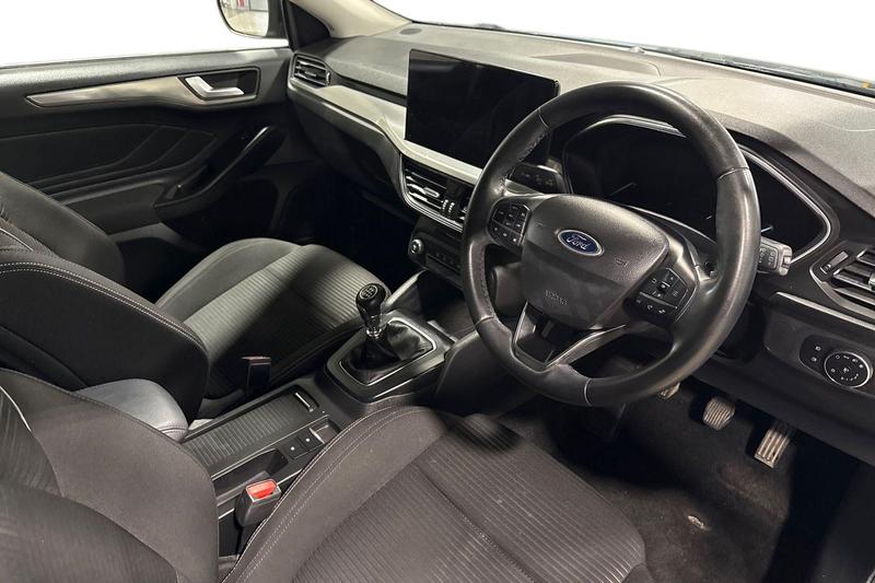 Used Ford Focus 2022 for sale - 76722789: Photo 9