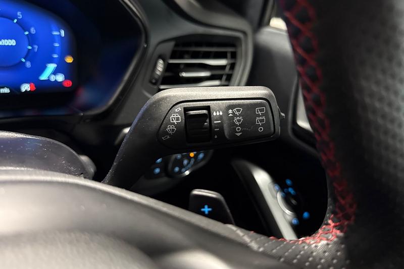 Used Ford Focus 2022 for sale - 76692957: Photo 15