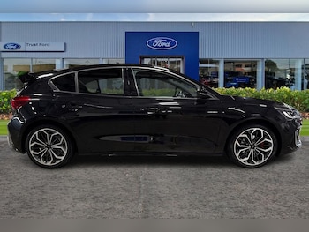 Used Ford Focus 2022 for sale - 76692957: Photo