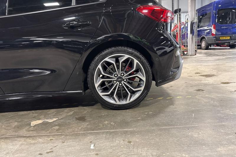 Used Ford Focus 2022 for sale - 76692957: Photo 8