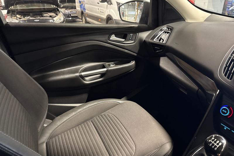 Used Ford Kuga 2018 for sale - 76508274: Photo 35