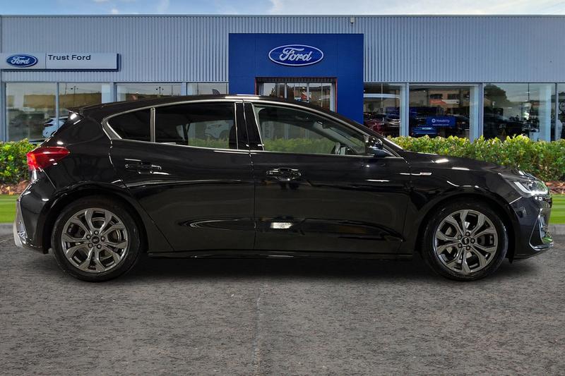 Used Ford Focus 2024 for sale - 76966159: Photo 3