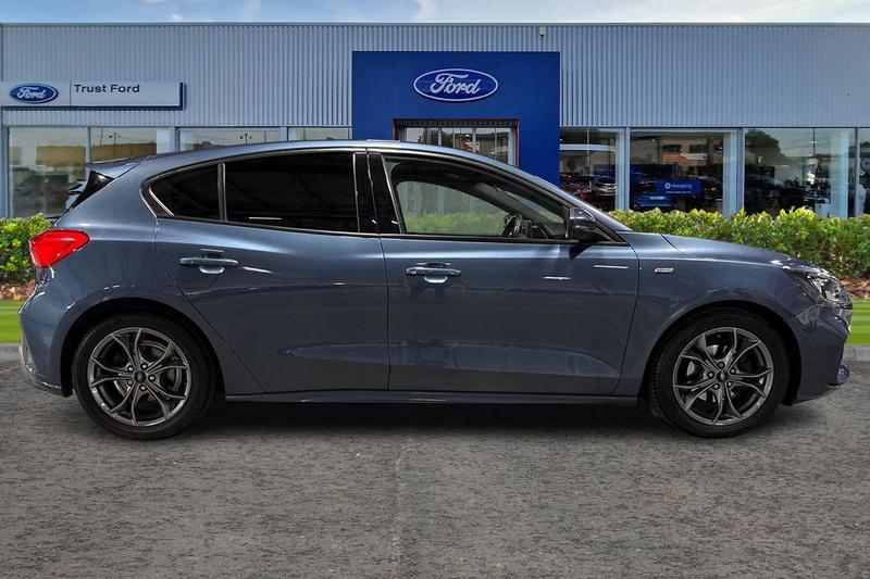 Used Ford Focus 2020 for sale - 76574505: Photo 3