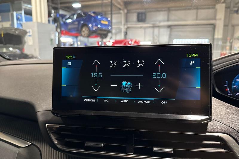 Used Peugeot 3008 2024 for sale - 77641489: Photo 36