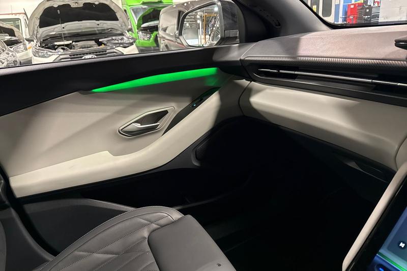 Used Ford Explorer 2025 for sale - 78021265: Photo 52