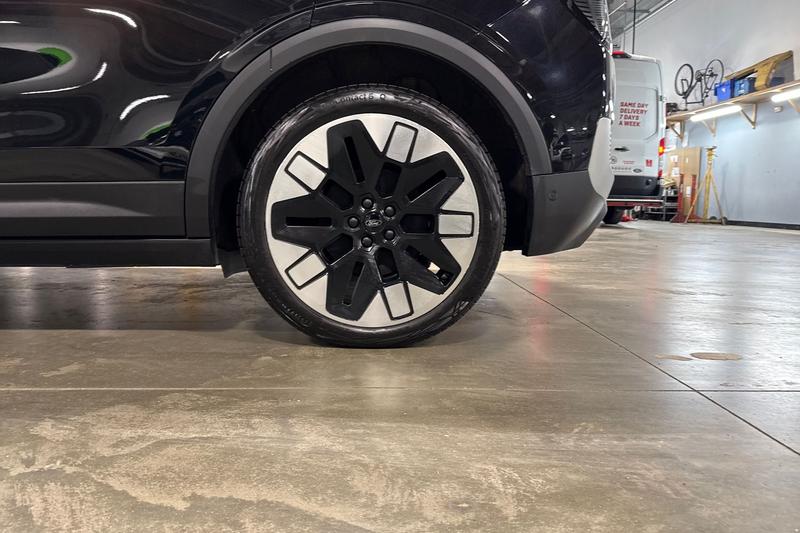 Used Ford Explorer 2025 for sale - 78021265: Photo 8