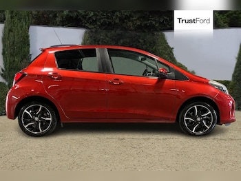 Used Toyota Yaris 2015 for sale - 75586933: Photo