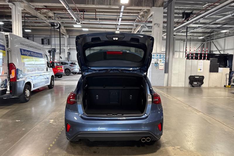 Used Ford Focus 2023 for sale - 76146708: Photo 21