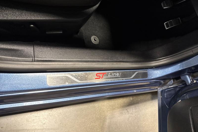 Used Ford Focus 2023 for sale - 76146708: Photo 28