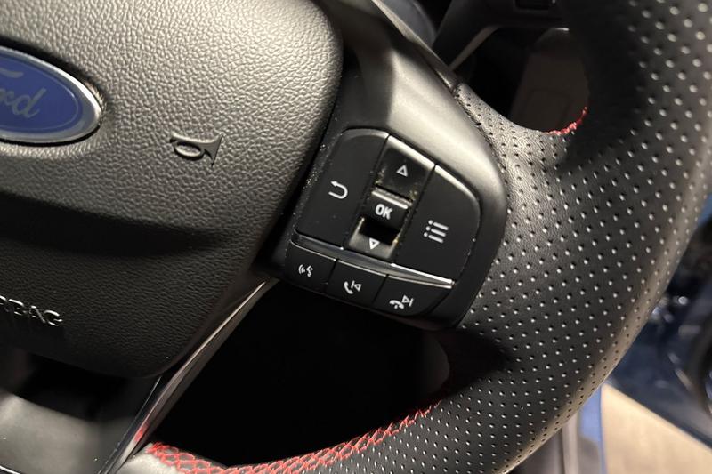 Used Ford Focus 2023 for sale - 76146708: Photo 29