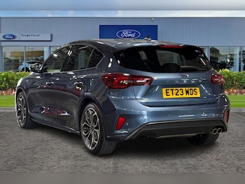 Used Ford Focus 2023 for sale - 76146708: Photo 2