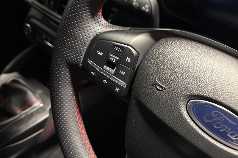 Used Ford Focus 2023 for sale - 76146708: Photo 30