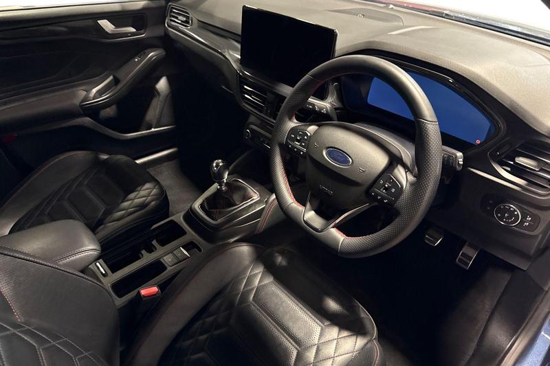 Used Ford Focus 2023 for sale - 76146708: Photo 9