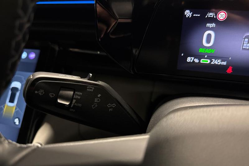 Used Ford Explorer 2025 for sale - 77965928: Photo 14