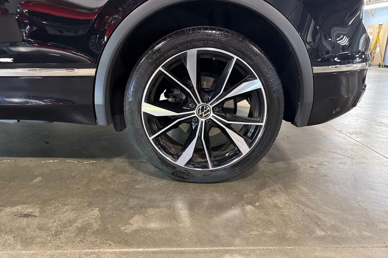 Used Volkswagen Tiguan 2023 for sale - 76242945: Photo 8