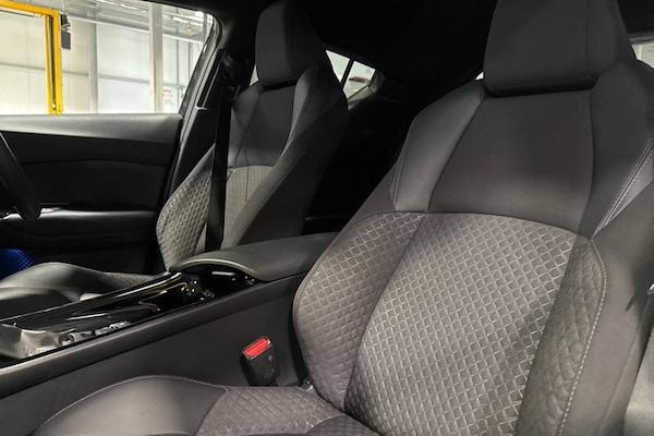 Used Toyota C-HR 2022 for sale - 76184496: Photo 19