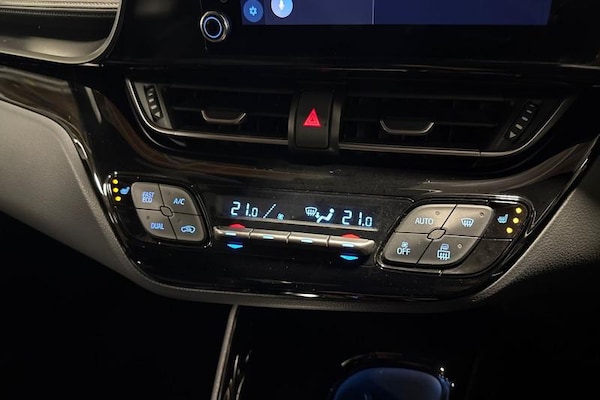 Used Toyota C-HR 2022 for sale - 76184496: Photo 46