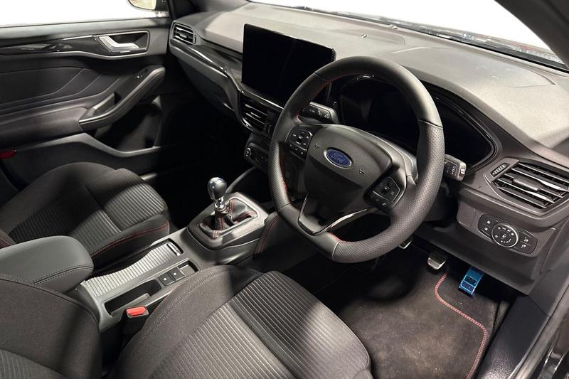 Used Ford Focus 2025 for sale - 77117228: Photo 9