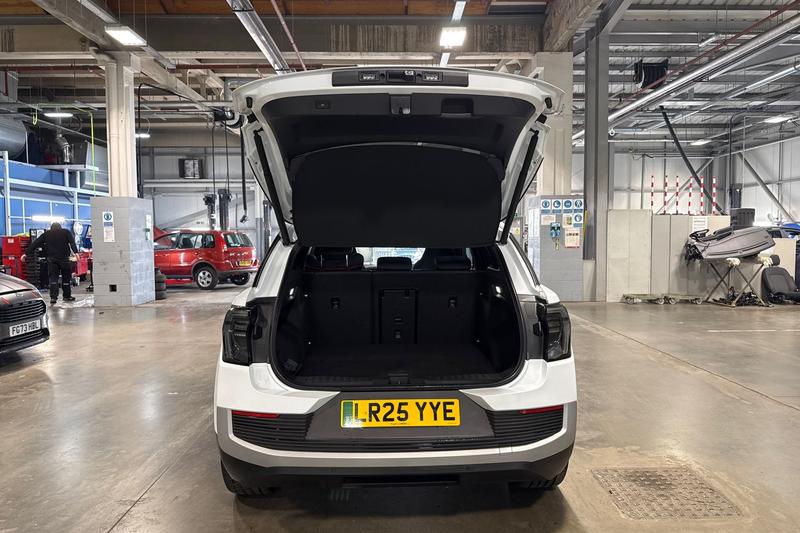 Used Ford Explorer 2025 for sale - 78001084: Photo 21