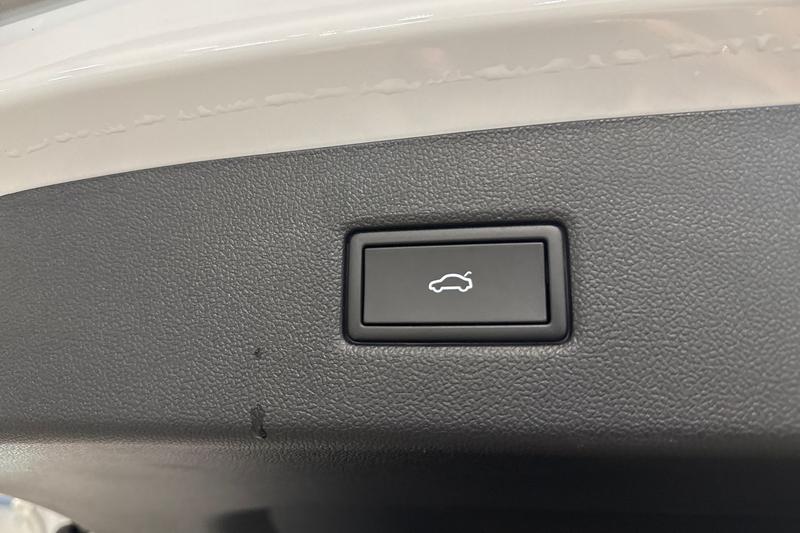 Used Ford Explorer 2025 for sale - 78001084: Photo 25