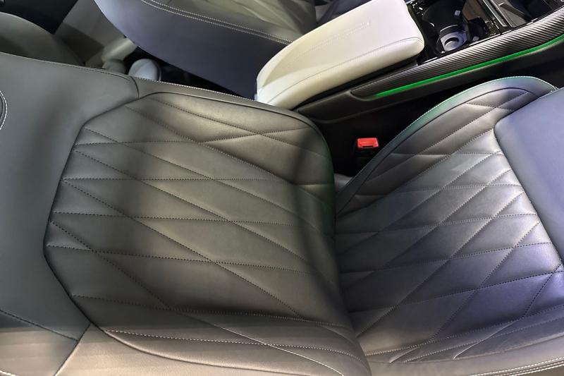 Used Ford Explorer 2025 for sale - 78001084: Photo 32