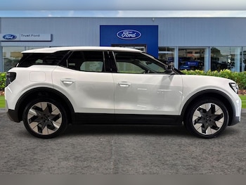 Used Ford Explorer 2025 for sale - 78001084: Photo