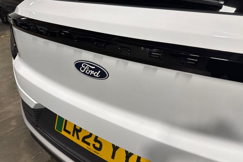 Used Ford Explorer 2025 for sale - 78001084: Photo 42