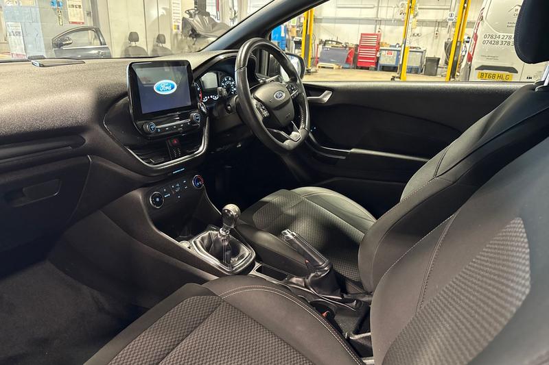 Used Ford Fiesta 2018 for sale - 76394116: Photo 18