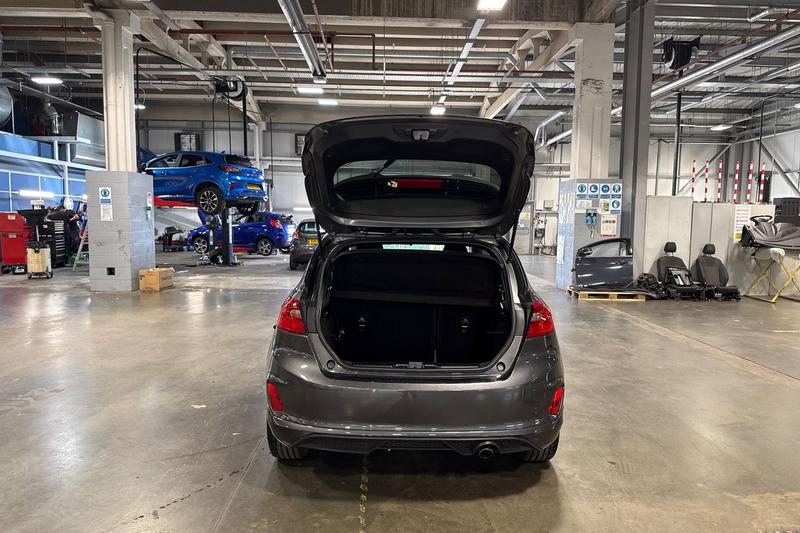 Used Ford Fiesta 2018 for sale - 76394116: Photo 21