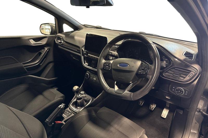 Used Ford Fiesta 2018 for sale - 76394116: Photo 9