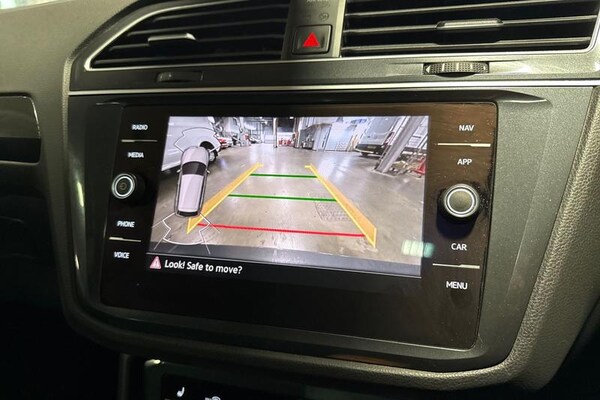 Used Volkswagen Tiguan 2021 for sale - 76098075: Photo 44