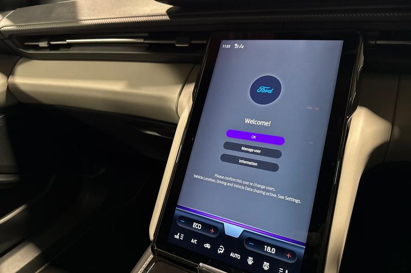 Used Ford Explorer 2025 for sale - 78001082: Photo 31