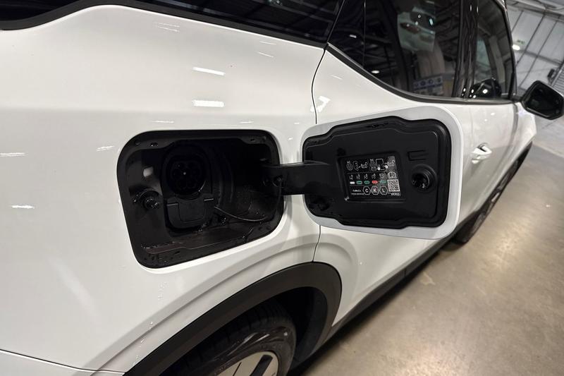 Used Ford Explorer 2025 for sale - 78001082: Photo 42