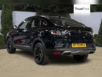 Used Renault Arkana 2023 for sale - 77619950: Photo