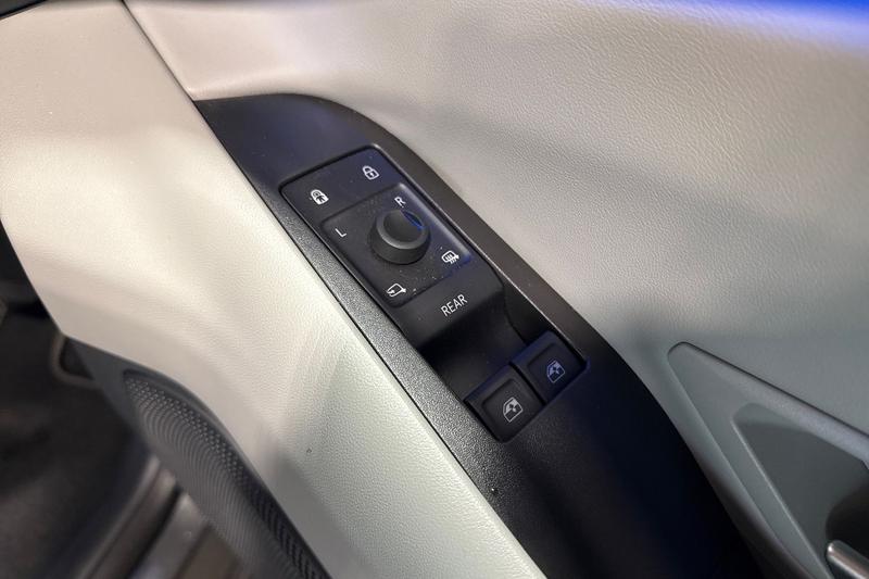 Used Ford Explorer 2025 for sale - 78095180: Photo 16