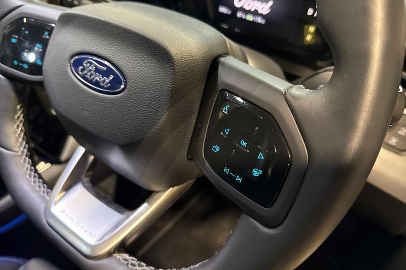 Used Ford Explorer 2025 for sale - 78095180: Photo 26