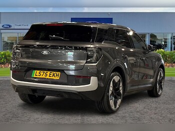 Used Ford Explorer 2025 for sale - 78095180: Photo