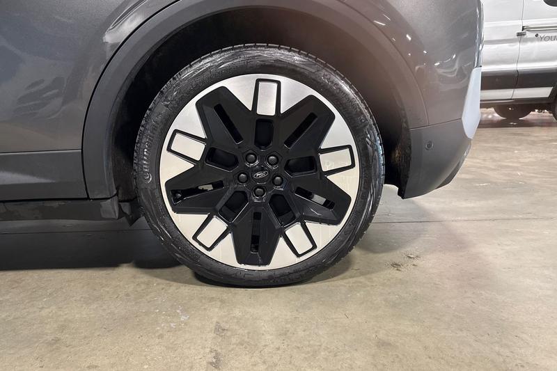 Used Ford Explorer 2025 for sale - 78095180: Photo 8