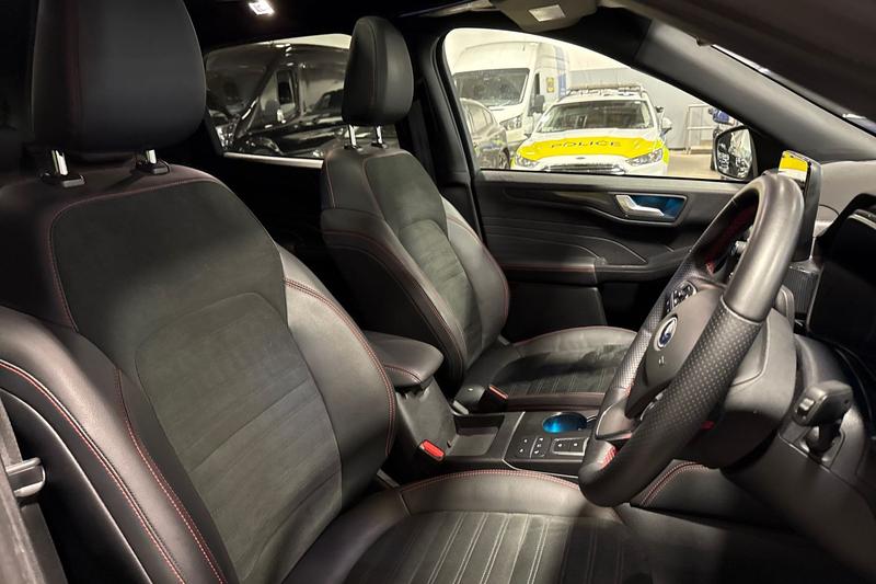 Used Ford Kuga 2023 for sale - 76919970: Photo 17