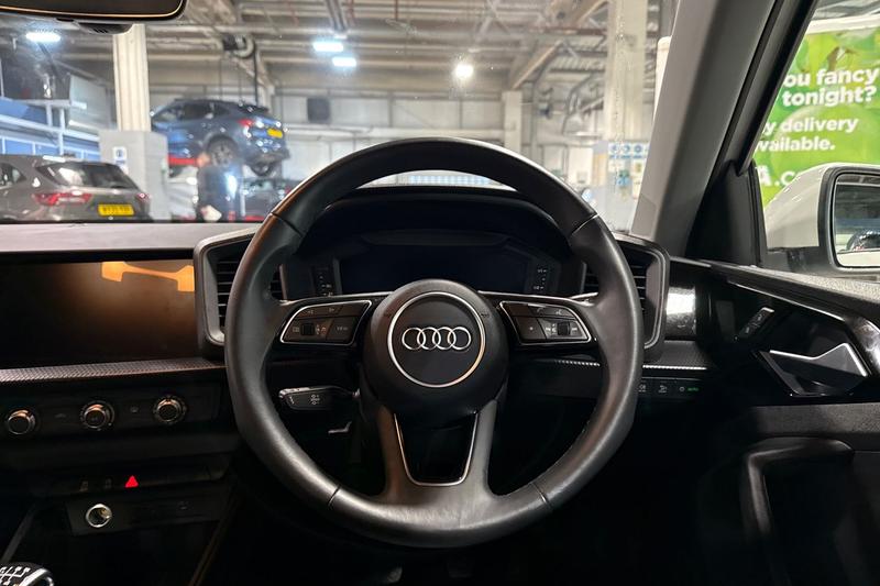 Used Audi A1 2023 for sale - 77367639: Photo 12