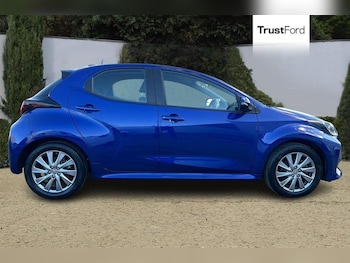 Used Toyota Yaris 2022 for sale - 79357488: Photo