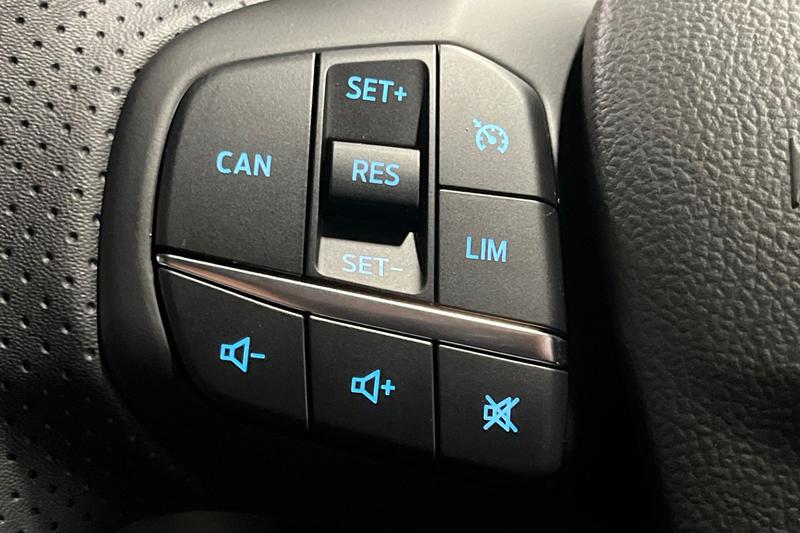 Used Ford Focus 2025 for sale - 77117440: Photo 42