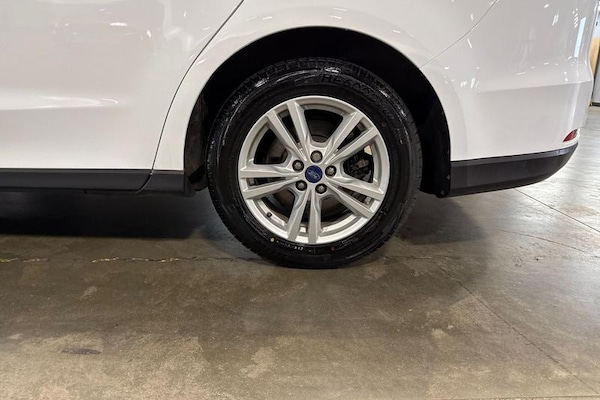 Used Ford Galaxy 2022 for sale - 76252376: Photo 8